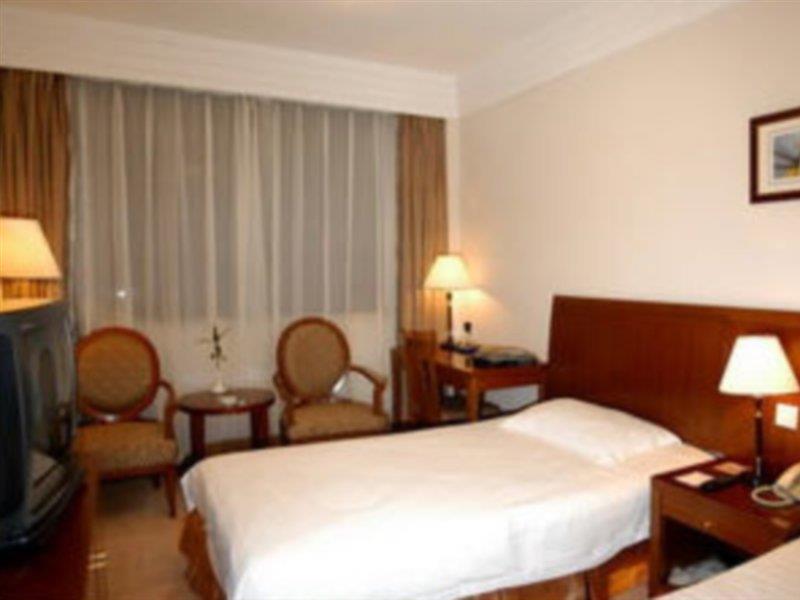 Jin Jiang Pacific Hotel Shanghai Exteriör bild
