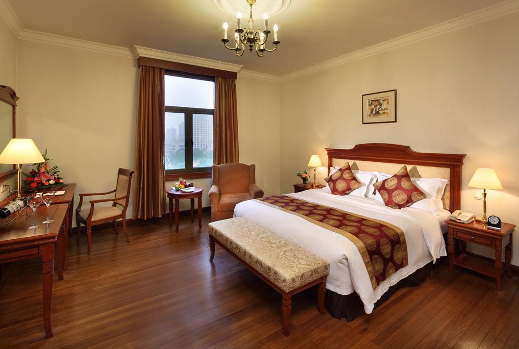 Jin Jiang Pacific Hotel Shanghai Exteriör bild
